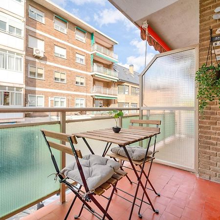 B Casacafe Madrid Pozuelo 2 Bano Fuera De La Habitacion O Compartido Pozuelo de Alarcon Bagian luar foto