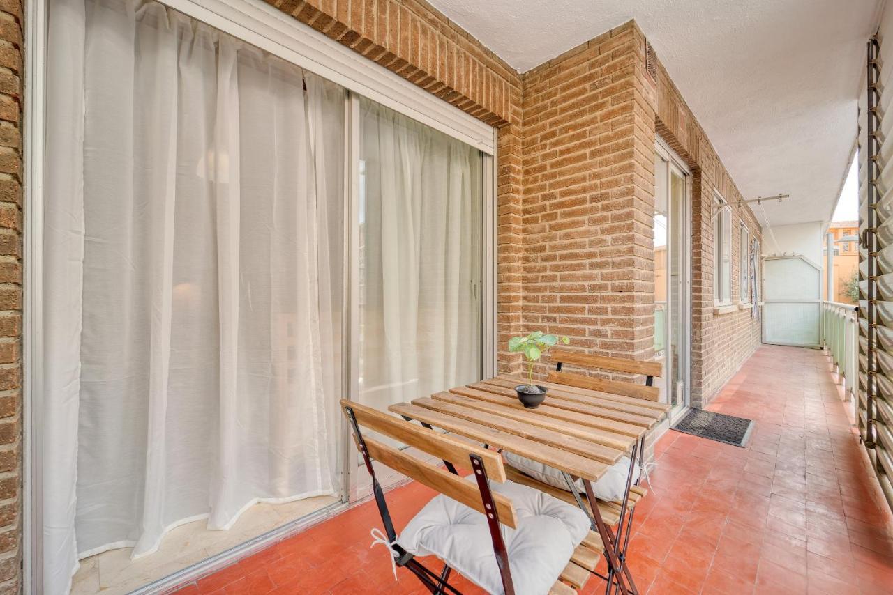 B Casacafe Madrid Pozuelo 2 Bano Fuera De La Habitacion O Compartido Pozuelo de Alarcon Bagian luar foto